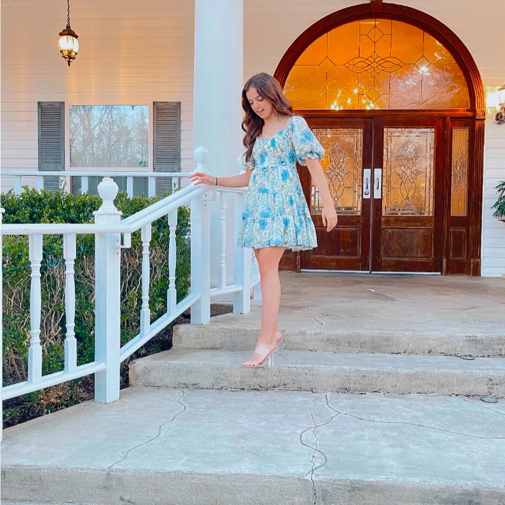 Blue and white floral dress. Size small. - Picture 1 of 3